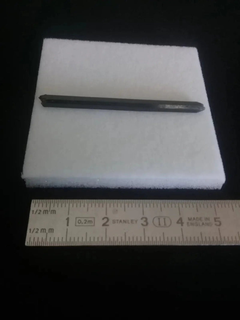 Chargez l'image dans la visionneuse de la galerie, Ægyrine N1 des Etats-Unis - Pierre brute - Grade Prémium - Ægyrine pierre brute
