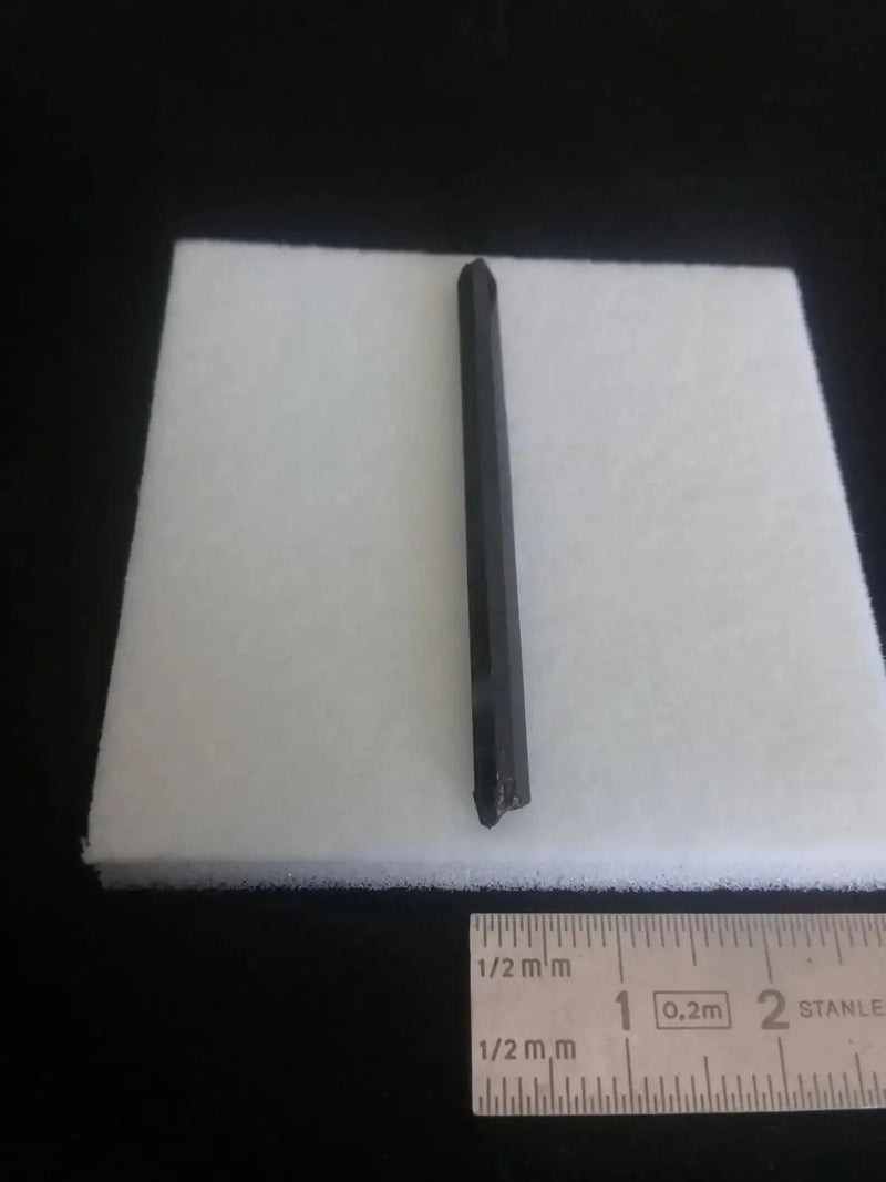 Chargez l'image dans la visionneuse de la galerie, Ægyrine N1 des Etats-Unis - Pierre brute - Grade Prémium - Ægyrine pierre brute
