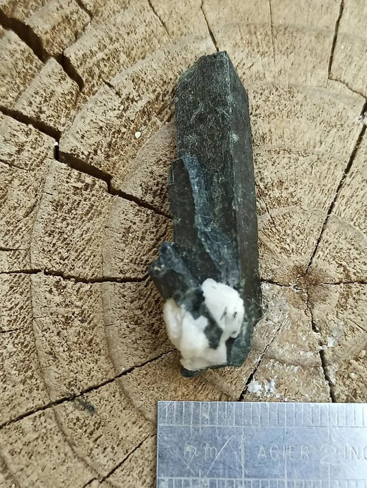 Ægyrine N10 des Etats-Unis - Pierre brute - Grade Prémium - Ægyrine pierre brute