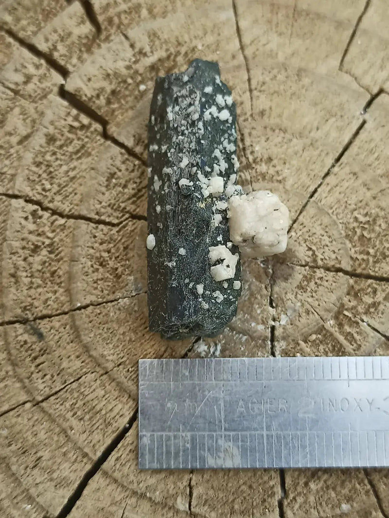 Chargez l'image dans la visionneuse de la galerie, Ægyrine N13 des Etats-Unis - Pierre brute - Grade Prémium - Ægyrine pierre brute
