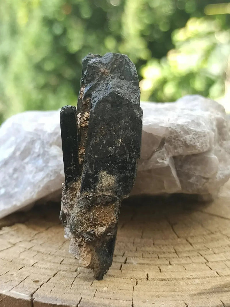 Load image into Gallery viewer, Ægyrine N15 des Etats-Unis - Pierre brute - Grade Prémium - Ægyrine pierre brute
