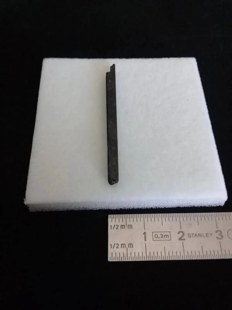 Chargez l'image dans la visionneuse de la galerie, Ægyrine N3 des Etats-Unis - Pierre brute - Grade Prémium - Ægyrine pierre brute
