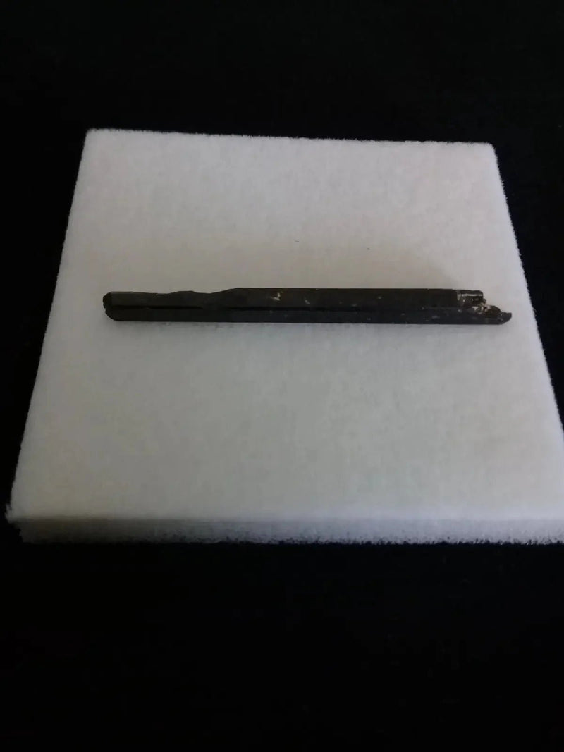 Chargez l'image dans la visionneuse de la galerie, Ægyrine N3 des Etats-Unis - Pierre brute - Grade Prémium - Ægyrine pierre brute
