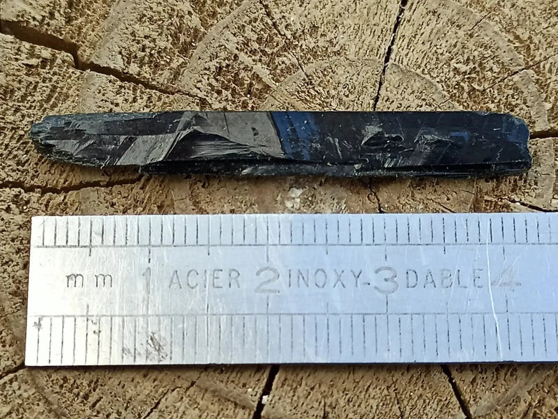 Load image into Gallery viewer, Ægyrine N4 des Etats-Unis - Pierre brute - Grade Prémium - Pierre brute
