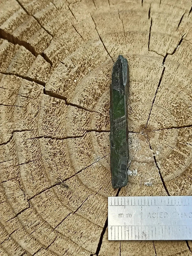 Load image into Gallery viewer, Ægyrine N4 des Etats-Unis - Pierre brute - Grade Prémium - Pierre brute
