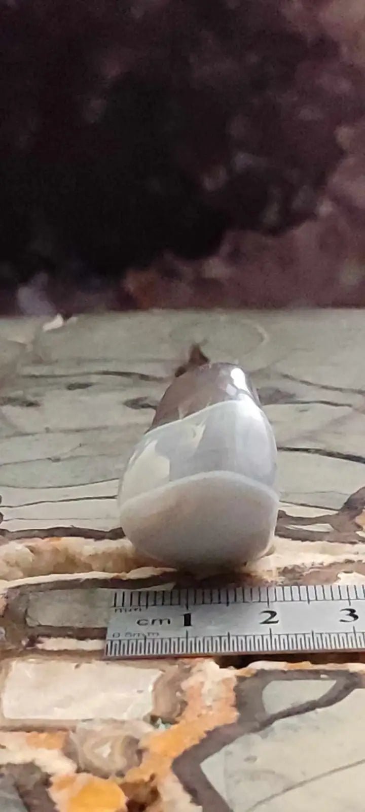 Chargez l&#39;image dans la visionneuse de la galerie, Agate du Botswana Afrique pierre roulée Grade A++++ Agate du Botswana pierre roulée
