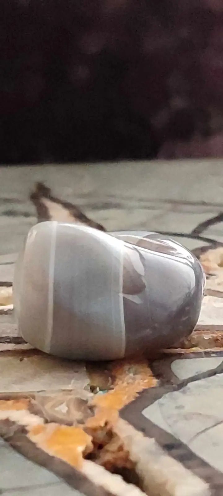 Chargez l&#39;image dans la visionneuse de la galerie, Agate du Botswana Afrique pierre roulée Grade A++++ Agate du Botswana pierre roulée
