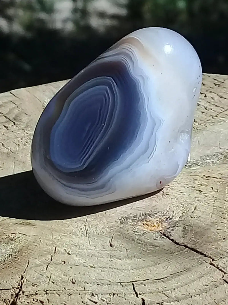 Chargez l&#39;image dans la visionneuse de la galerie, Agate du Botswana Afrique pierre roulée Grade A++++ Agate du Botswana pierre roulée
