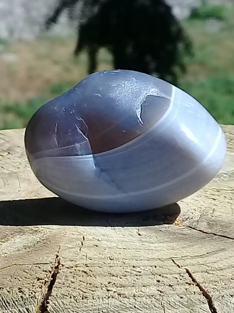 Chargez l&#39;image dans la visionneuse de la galerie, Agate du Botswana Afrique pierre roulée Grade A++++ Agate du Botswana pierre roulée
