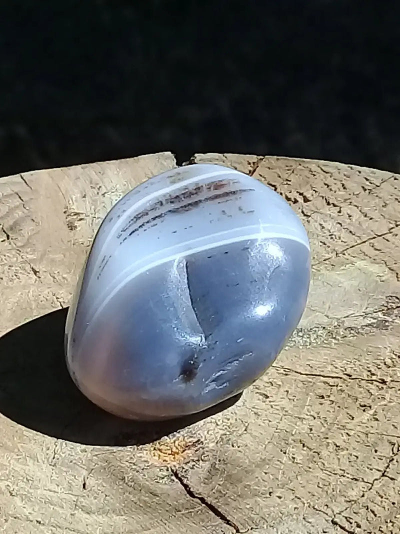 Chargez l&#39;image dans la visionneuse de la galerie, Agate du Botswana Afrique pierre roulée Grade A++++ Agate du Botswana pierre roulée
