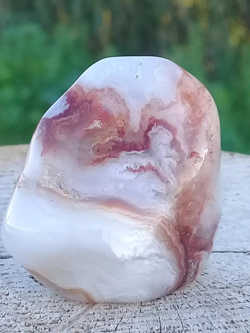 Load image into Gallery viewer, Agate flamme (RARE) pierre roulée Grade A ++++ Agate de feu pierre roulée
