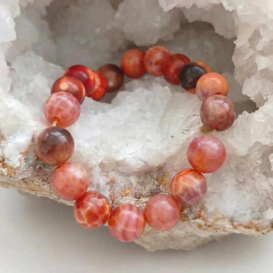 Agate Peau de Serpent de l'Oregon - Bracelet perles Ø 10mm, vue principale, dans géode Quartz