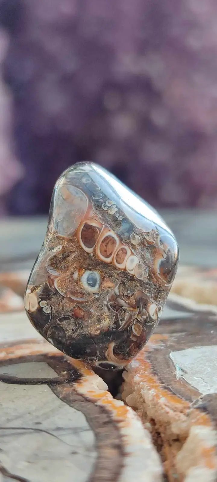 Chargez l&#39;image dans la visionneuse de la galerie, Agate Turitelle d’Urtuguay pierre roulée Grade A++++ Agate Turitelle pierre roulée
