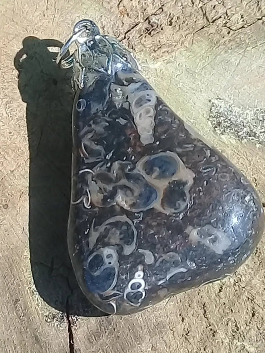 Agate Turitelle d’Uruguay pendentif Grade A++++ Agate Turitelles fossile pendentif