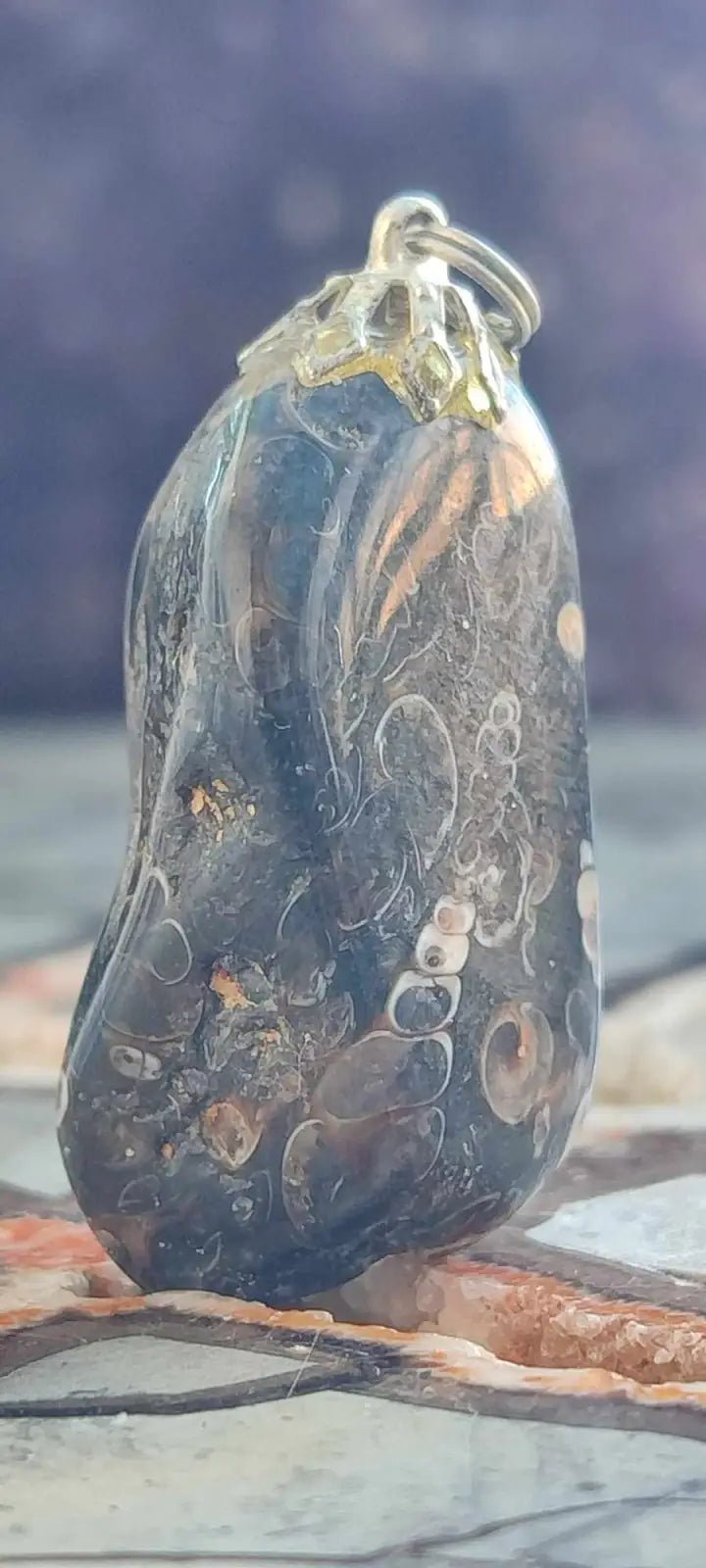 Chargez l&#39;image dans la visionneuse de la galerie, Agate Turitelle d’Uruguay pendentif Grade A++++ Agate Turitelles fossile pendentif
