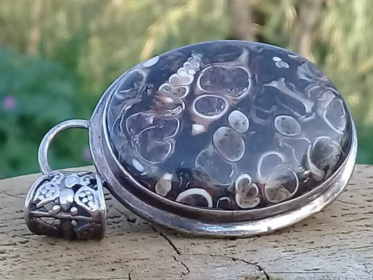 Agate Turitelle d’Uruguay pendentif monté sur Argent 925 Grade A++++ Agate Turitelles fossile pendentif