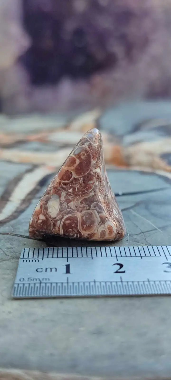 Chargez l&#39;image dans la visionneuse de la galerie, Agate Turitelle d’Uruguay pierre roulée Grade A++++ Agate Turitelle pierre roulée
