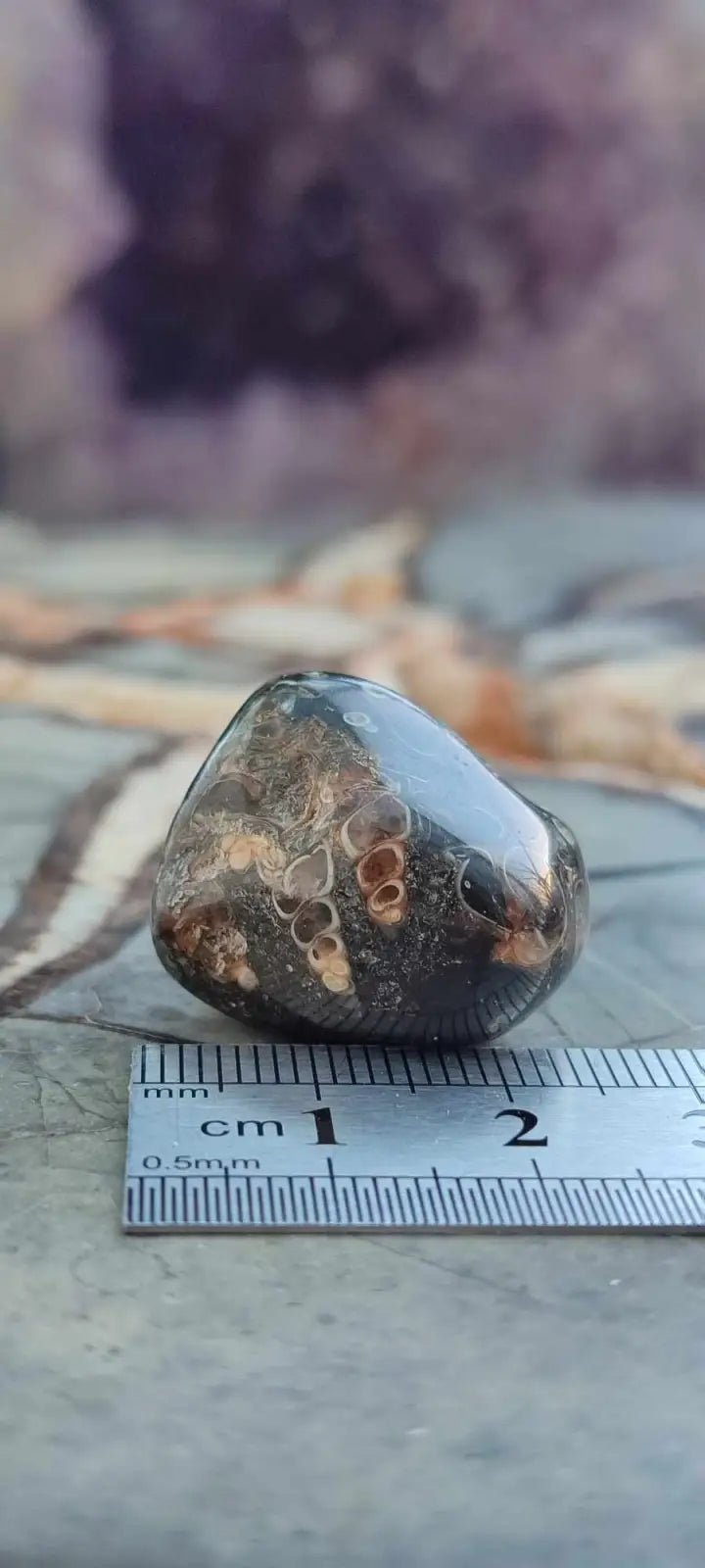 Chargez l&#39;image dans la visionneuse de la galerie, Agate Turitelle d’Uruguay pierre roulée Grade A++++ Agate Turitelle pierre roulée
