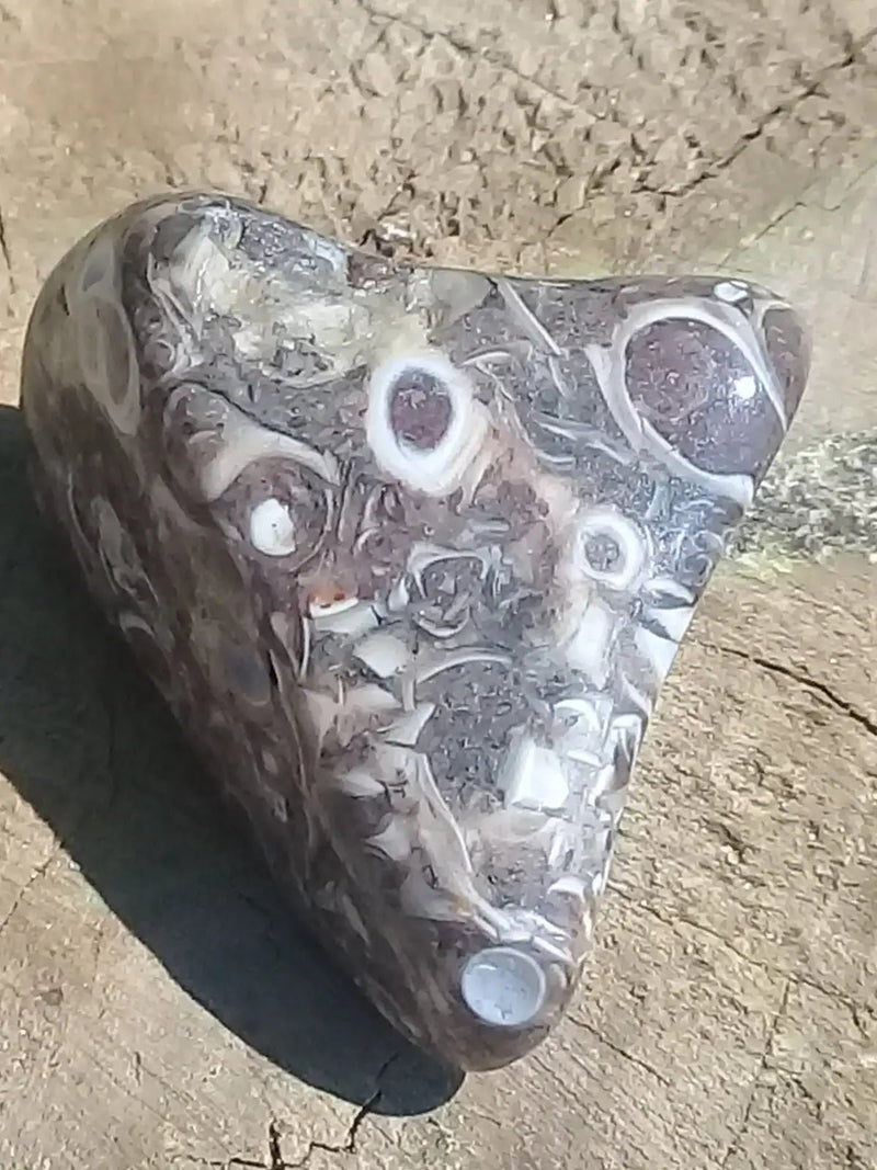 Chargez l&#39;image dans la visionneuse de la galerie, Agate Turitelle d’Uruguay pierre roulée Grade A++++ Agate Turitelle pierre roulée
