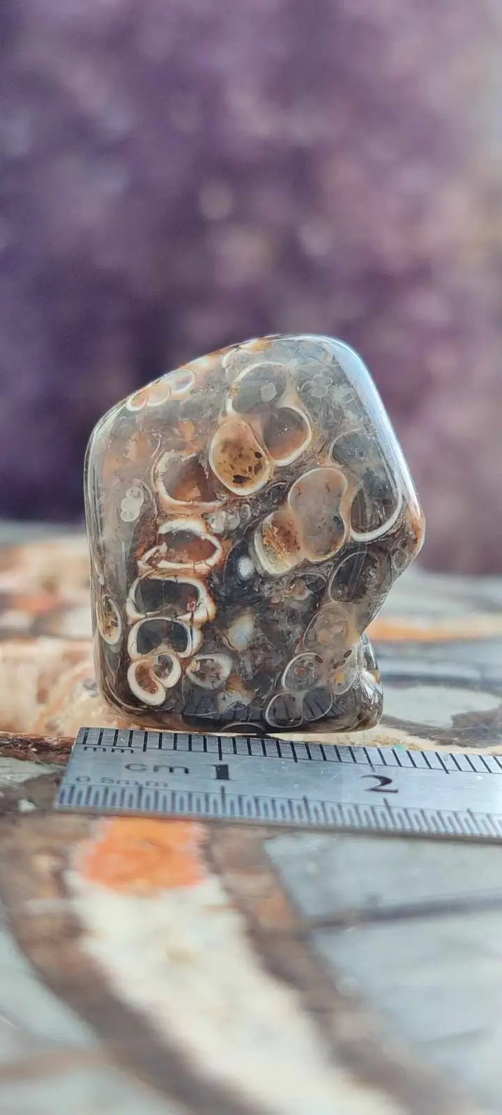 Chargez l&#39;image dans la visionneuse de la galerie, Agate Turitelle d’Uruguay pierre roulée Grade A++++ Agate Turitelle pierre roulée
