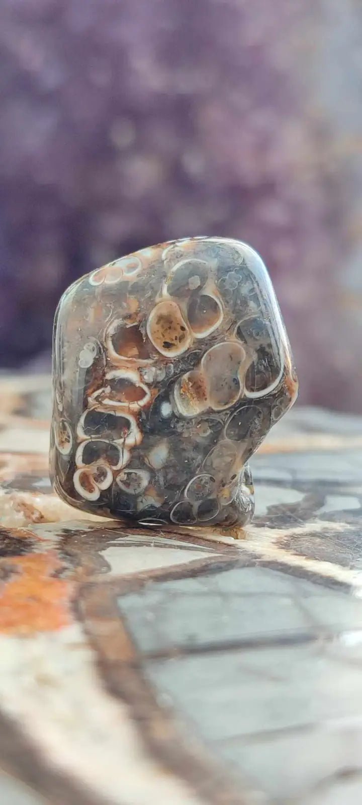 Chargez l&#39;image dans la visionneuse de la galerie, Agate Turitelle d’Uruguay pierre roulée Grade A++++ Agate Turitelle pierre roulée
