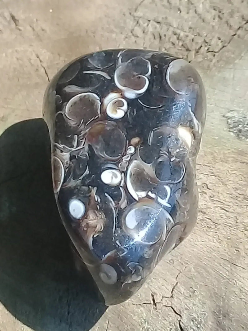 Chargez l&#39;image dans la visionneuse de la galerie, Agate Turitelle d’Uruguay pierre roulée Grade A++++ Agate Turitelle pierre roulée

