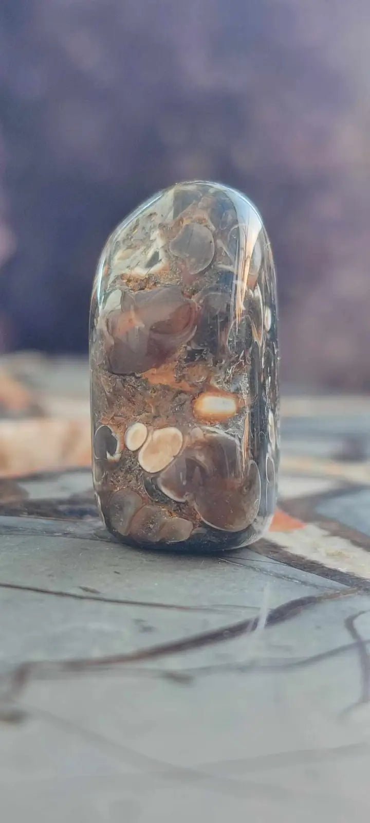 Chargez l&#39;image dans la visionneuse de la galerie, Agate Turitelle d’Uruguay pierre roulée Grade A++++ Agate Turitelle pierre roulée
