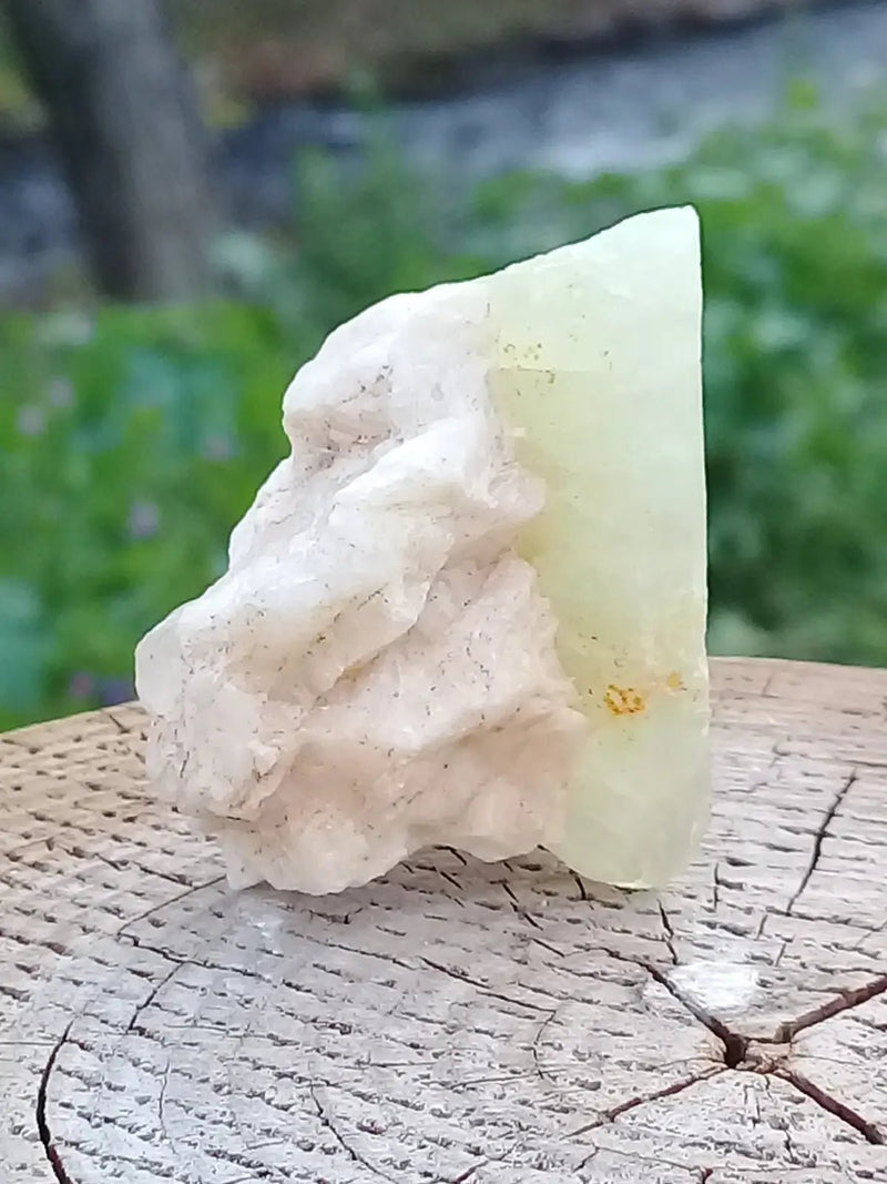 Load image into Gallery viewer, Aigue marine pierre brute Grade A ++++ Aigue-Marine pierre brute
