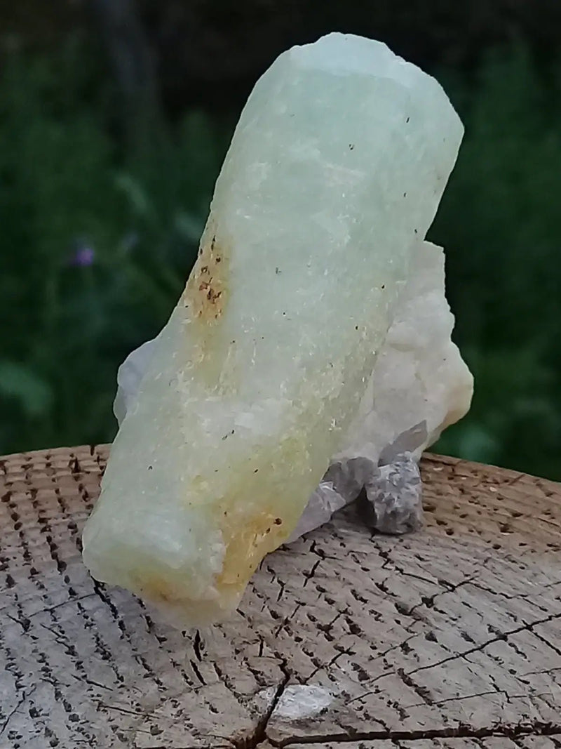 Load image into Gallery viewer, Aigue marine pierre brute Grade A ++++ Aigue-Marine pierre brute
