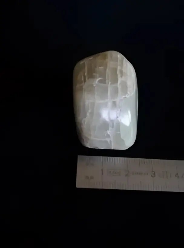 Load image into Gallery viewer, Aigue marine pierre roulée Grade A ++++ Aigue marine pierre roulée
