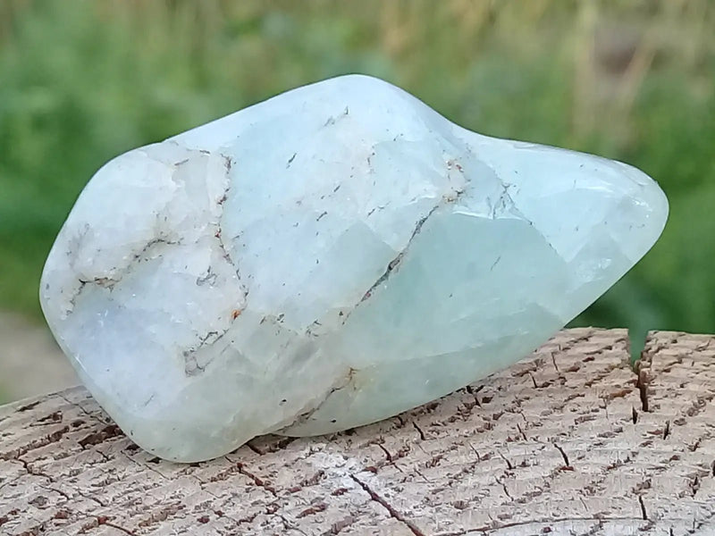 Load image into Gallery viewer, Aigue marine pierre roulée Grade A ++++ Aigue-Marine pierre roulée
