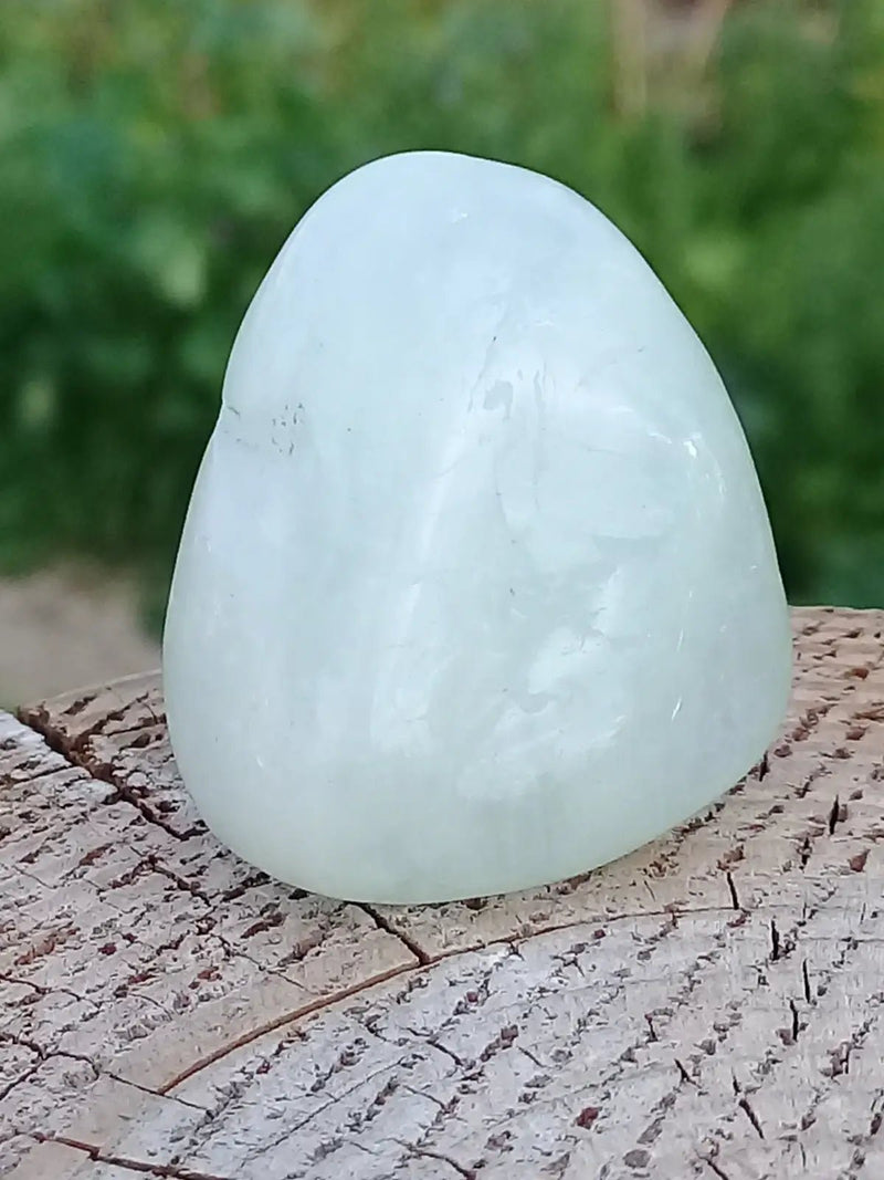 Load image into Gallery viewer, Aigue marine pierre roulée Grade A ++++ Aigue-Marine pierre roulée
