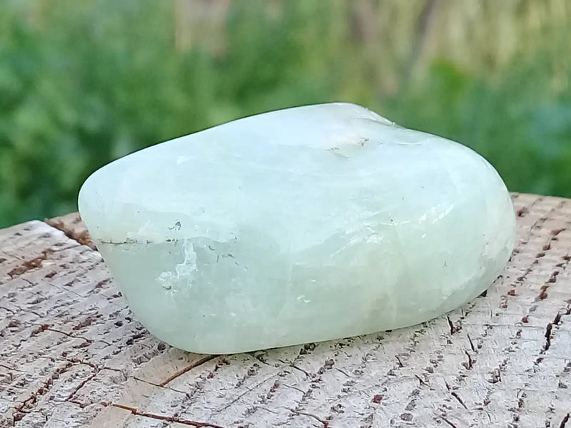 Load image into Gallery viewer, Aigue marine pierre roulée Grade A ++++ Aigue-Marine pierre roulée
