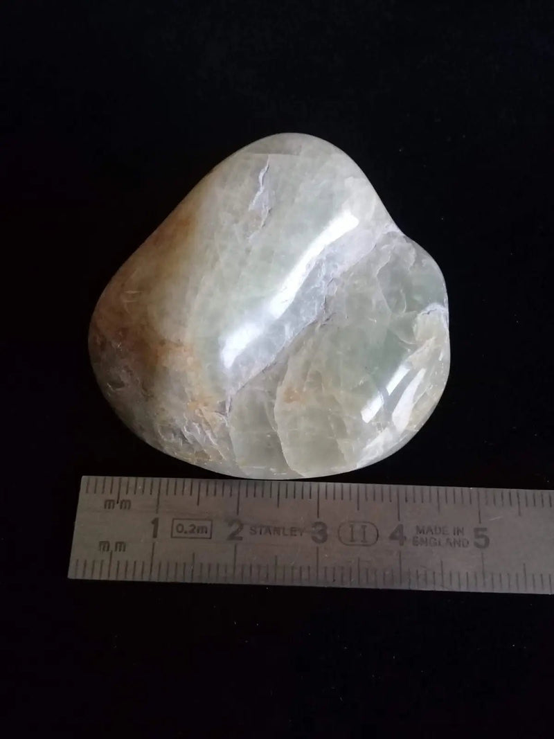 Load image into Gallery viewer, Aigue marine pierre roulée Grade A ++++ Aigue-Marine pierre roulée
