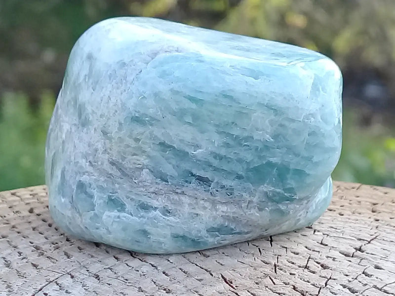 Load image into Gallery viewer, Aigue marine pierre roulée Grade A ++++ Aigue-Marine pierre roulée
