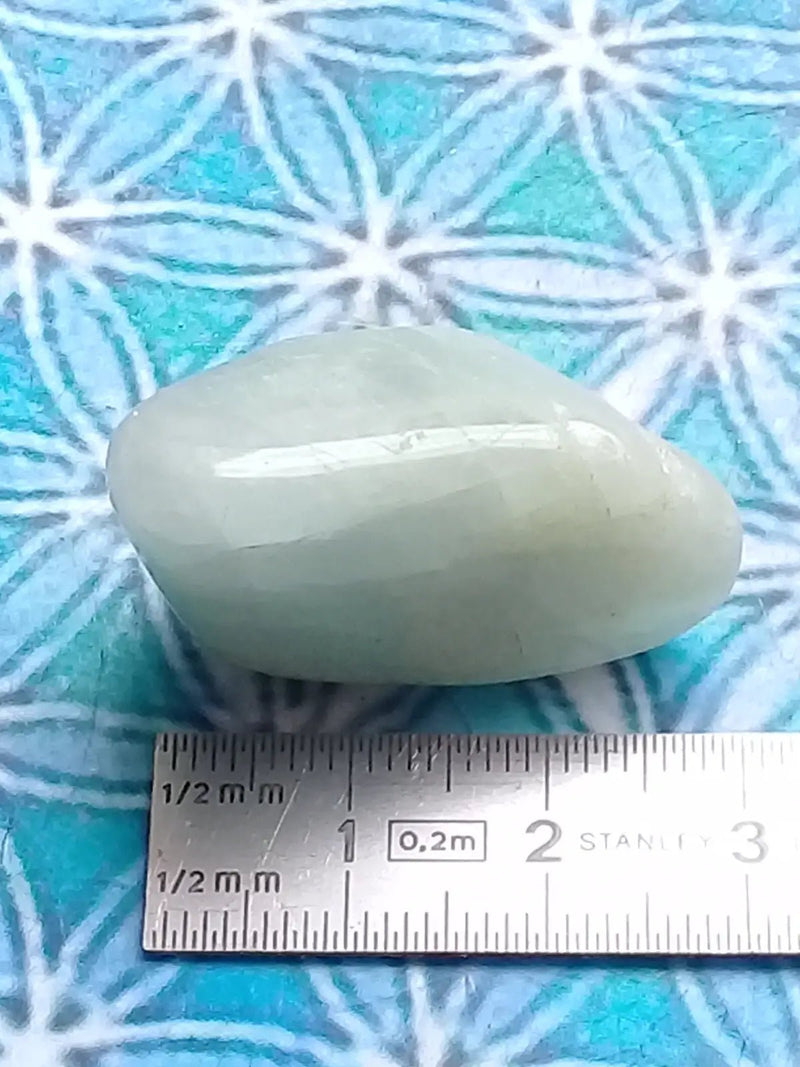 Load image into Gallery viewer, Aigue-Marine pierre roulée Grade A +++ Aigue-Marine pierre roulée
