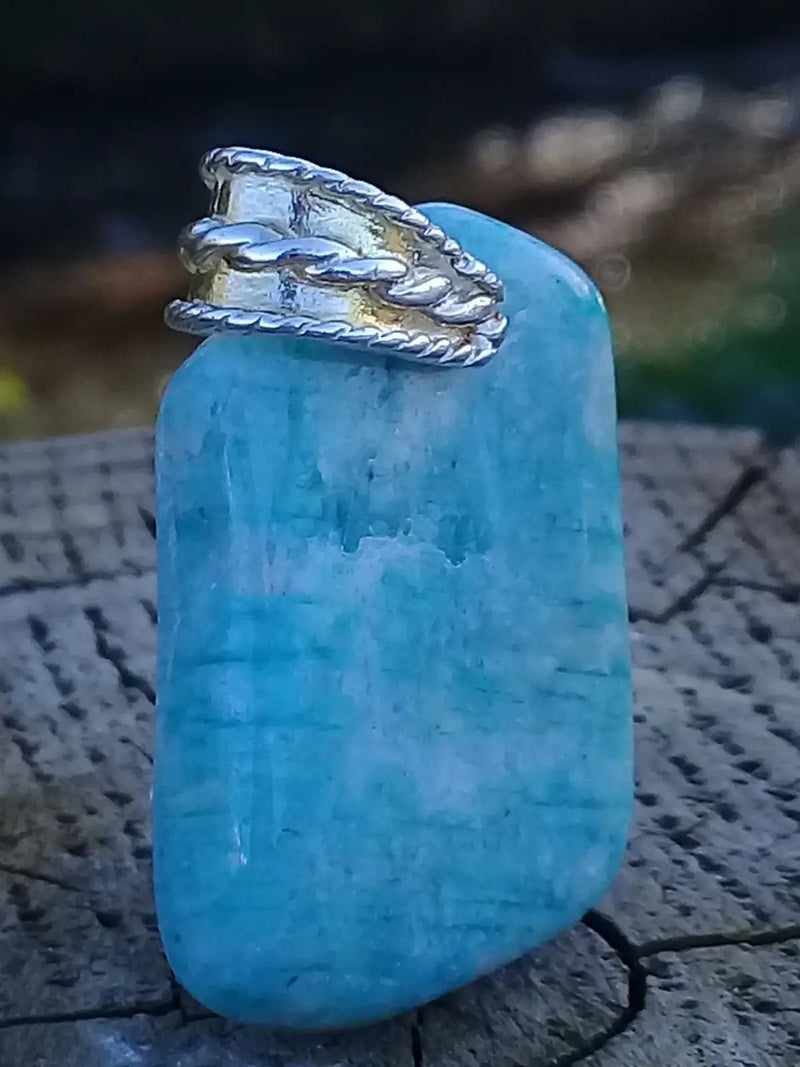 Load image into Gallery viewer, Amazonite du Brésil pendentif Grade A++++ Fourni avec son cordon Amazonite du Brésil pendentif
