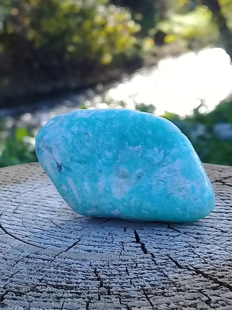 Chargez l'image dans la visionneuse de la galerie, Amazonite du Brésil pierre roulée Grade A++++ Amazonite du Brésil pierre roulée
