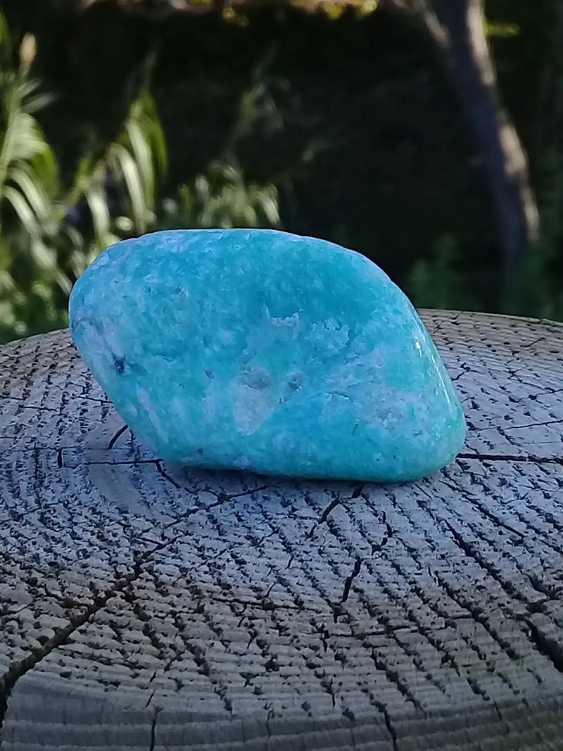 Chargez l'image dans la visionneuse de la galerie, Amazonite du Brésil pierre roulée Grade A++++ Amazonite du Brésil pierre roulée
