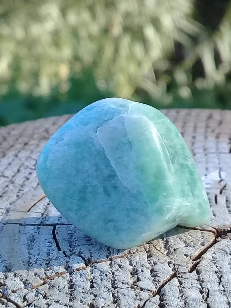 Chargez l'image dans la visionneuse de la galerie, Amazonite du Brésil pierre roulée Grade A++++ Amazonite du Brésil pierre roulée
