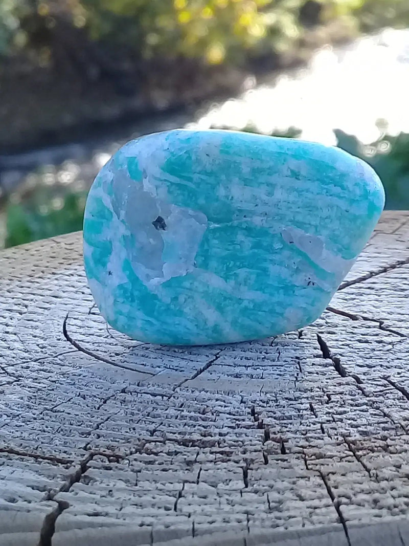 Chargez l'image dans la visionneuse de la galerie, Amazonite du Canada pierre roulée Grade A++++ Amazonite du Canada pierre roulée
