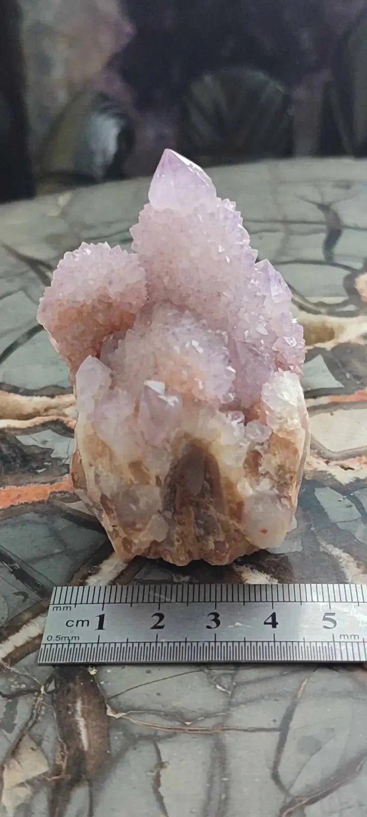 Load image into Gallery viewer, Améthyste cactus/ Améthyste esprit d’Afrique du sud - Grade Premium Améthyste cactus du Brésil
