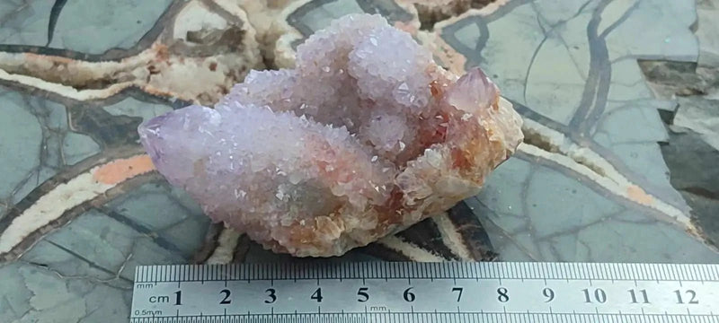 Load image into Gallery viewer, Améthyste cactus/ Améthyste esprit d’Afrique du sud - Grade Premium Améthyste cactus du Brésil
