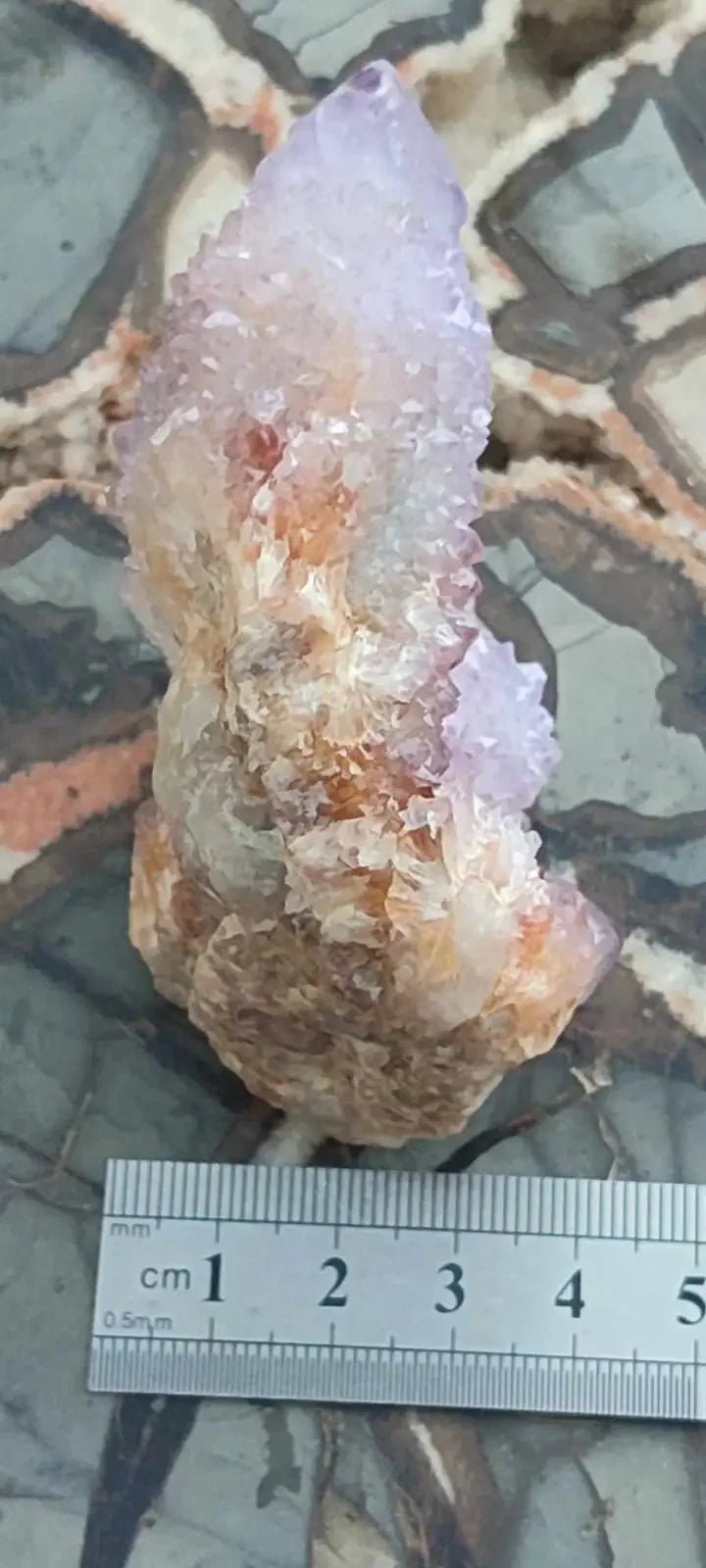 Load image into Gallery viewer, Améthyste cactus/ Améthyste esprit d’Afrique du sud - Grade Premium Améthyste cactus du Brésil
