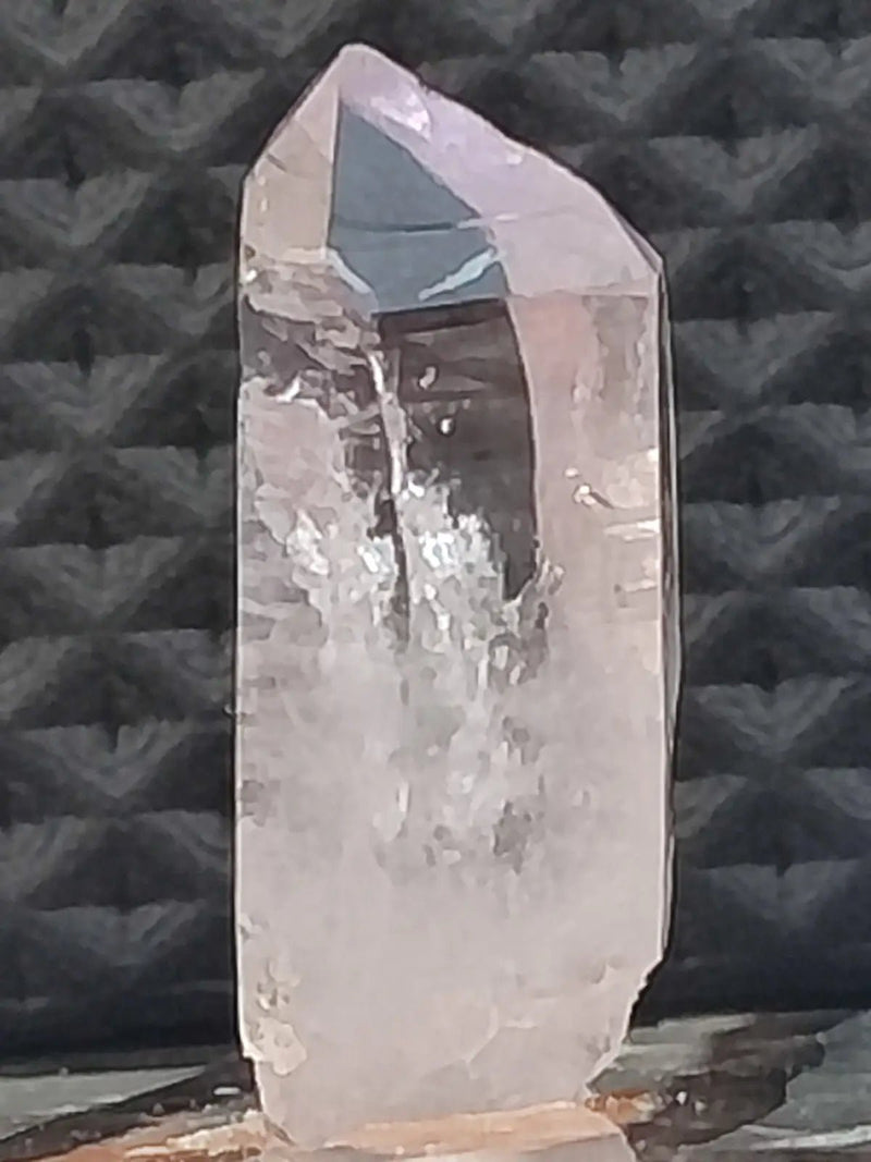 Load image into Gallery viewer, Améthyste de Véra Cruz Mexique - Pointe brute naturelle - Grade Premium Améthyste de Véra Cruz Mexique
