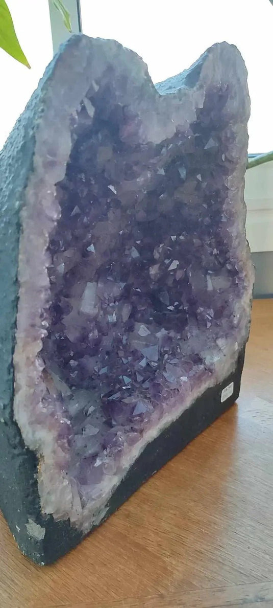 Améthyste du Brésil - Géode - Grade Prémium - Dim en cm: 35 x 28 x 20/ 18.900kg Géode d’Améthyste du Brésil