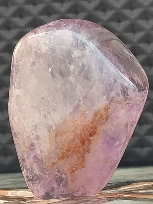 Améthyste du Brésil - Pierre roulée Taille Moyenne - Grade Prémium Améthyste du Brésil pierre roulée