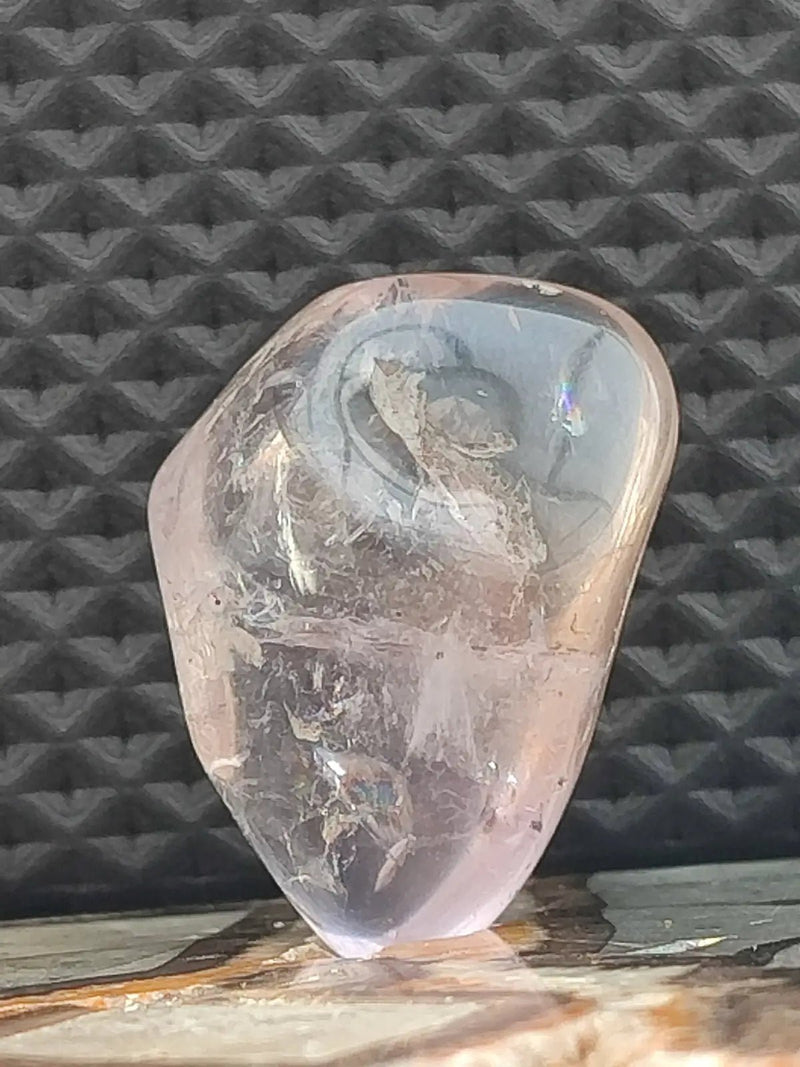 Chargez l&#39;image dans la visionneuse de la galerie, Améthyste du Brésil - Pierre roulée Taille Moyenne - Grade Prémium Améthyste du Brésil pierre roulée
