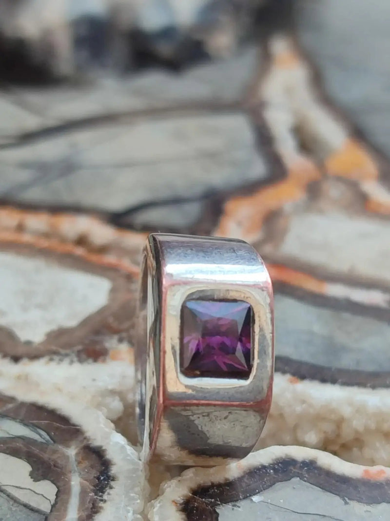 Load image into Gallery viewer, Améthyste d’Uruguay - Bague Ø 1.8cm (corps de bague cuivre argenté) - Grade Prémium Améthyste d’Uruguay bague
