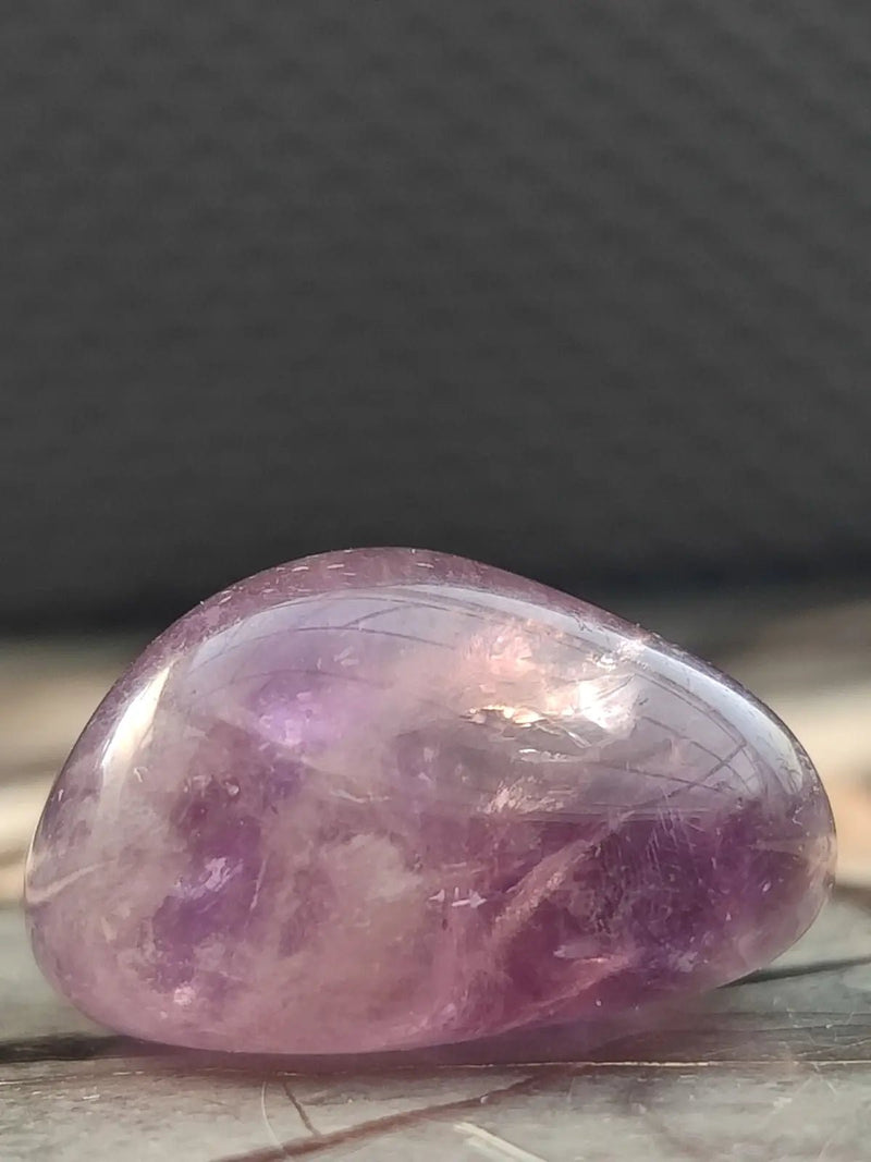 Load image into Gallery viewer, Amétrine de Bolivie - Pierre roulée (Taille Petite à Moyenne) - Grade Prémium Amétrine pierre roulée
